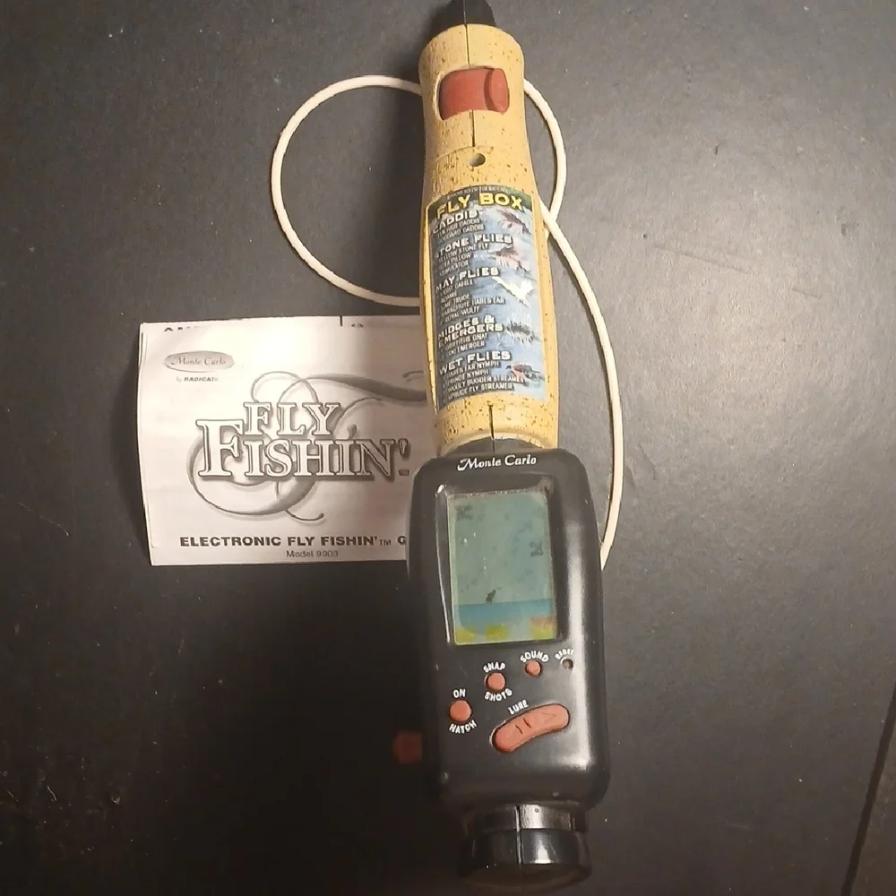 FLY FISHIN' & BUCKMASTERS DEER HUNTIN' VINTAGE VIDEO GAMES Handheld 90's